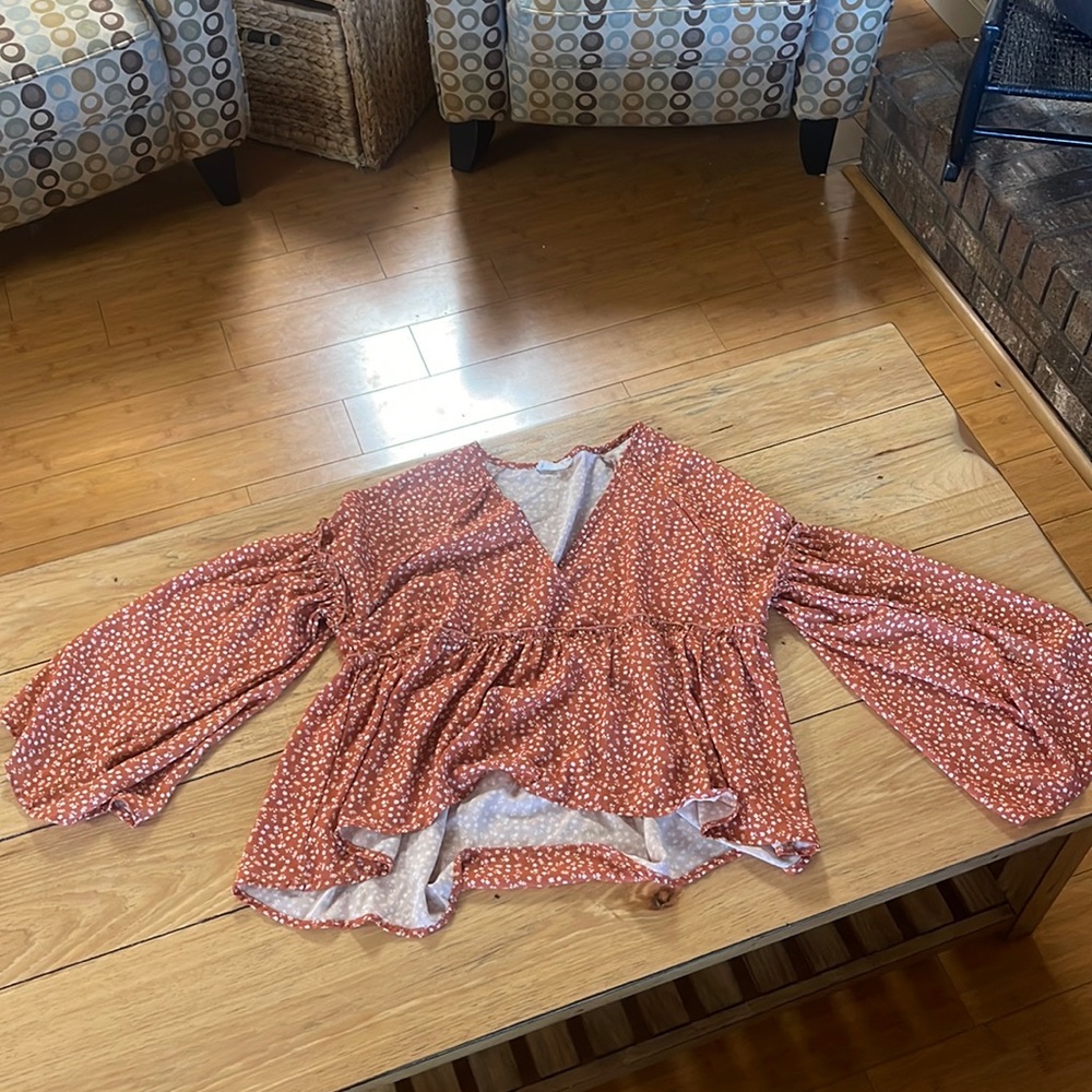 Altar’d State flowy top